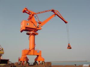 港口門座式起重機